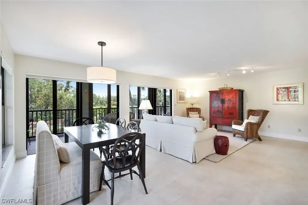 6080 Pelican Bay Boulevard Naples FL 34108
