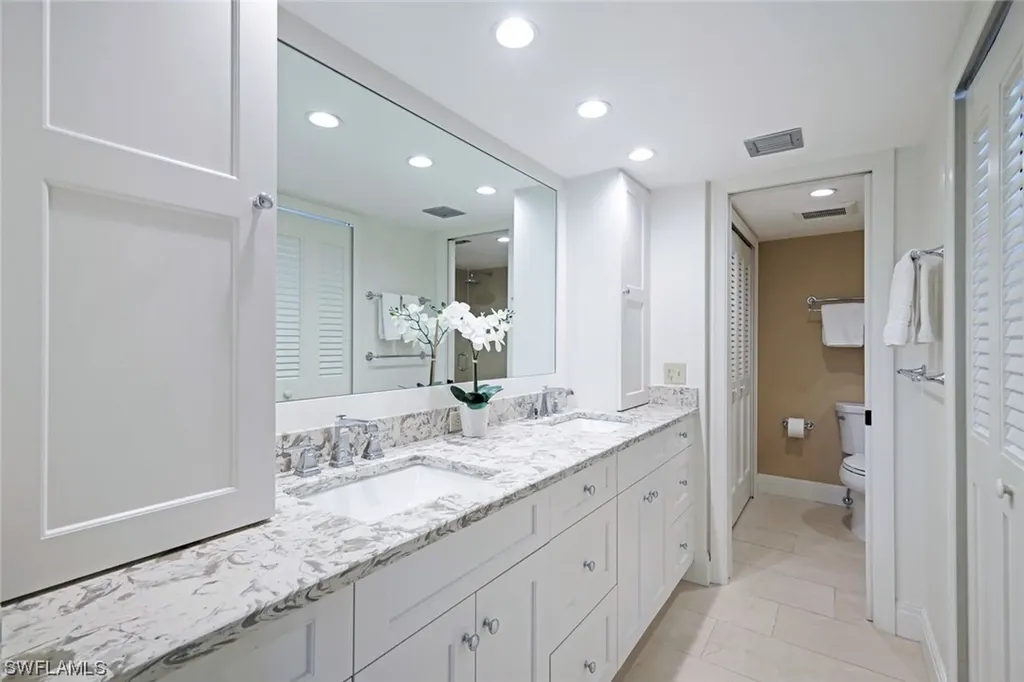 6080 Pelican Bay Boulevard Naples FL 34108