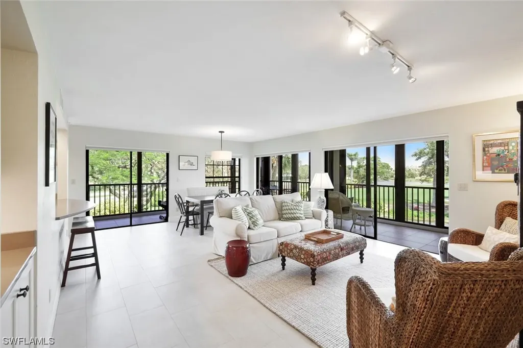 6080 Pelican Bay Boulevard Naples FL 34108