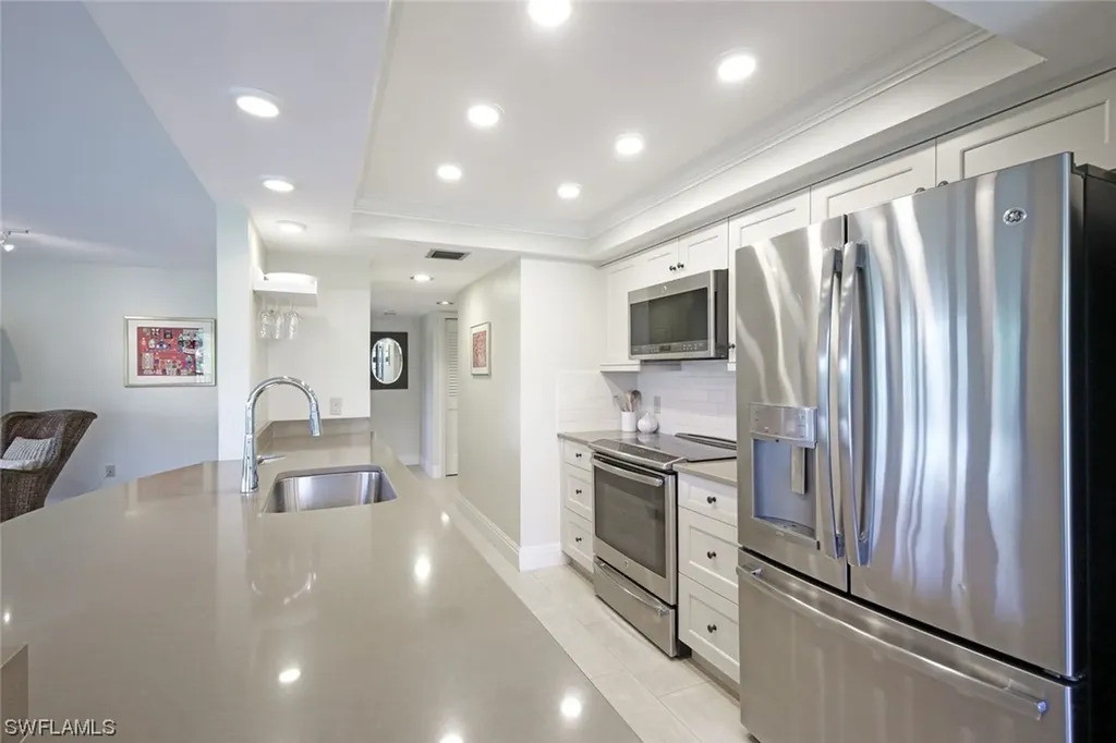 6080 Pelican Bay Boulevard Naples FL 34108