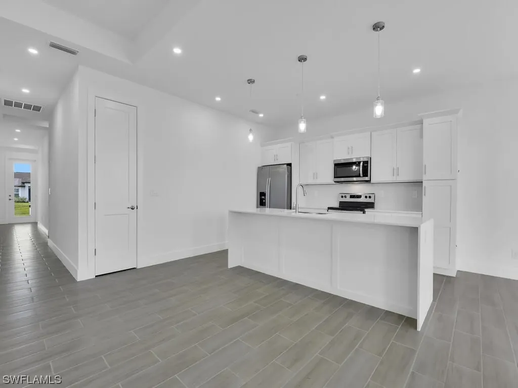 1431 NW 19th Street Cape Coral FL 33993