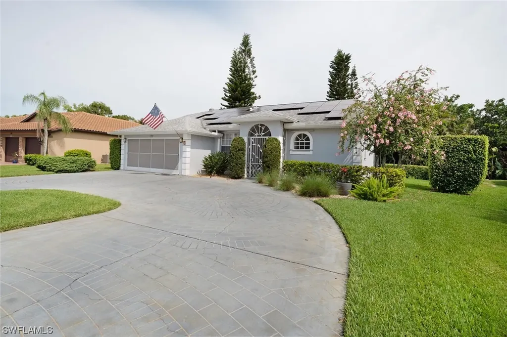 127 Palmetto Dunes Circle Naples FL 34113