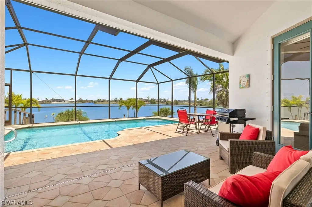 237 Nw 11th Terrace Cape Coral FL 33993
