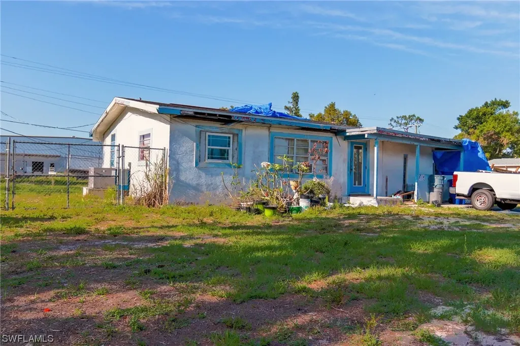 1904 Palm Drive Fort Myers FL 33907
