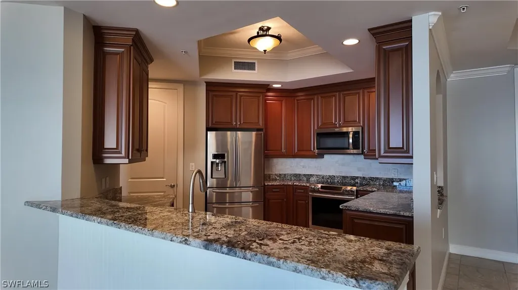 2090 W 1st Street Fort Myers FL 33901