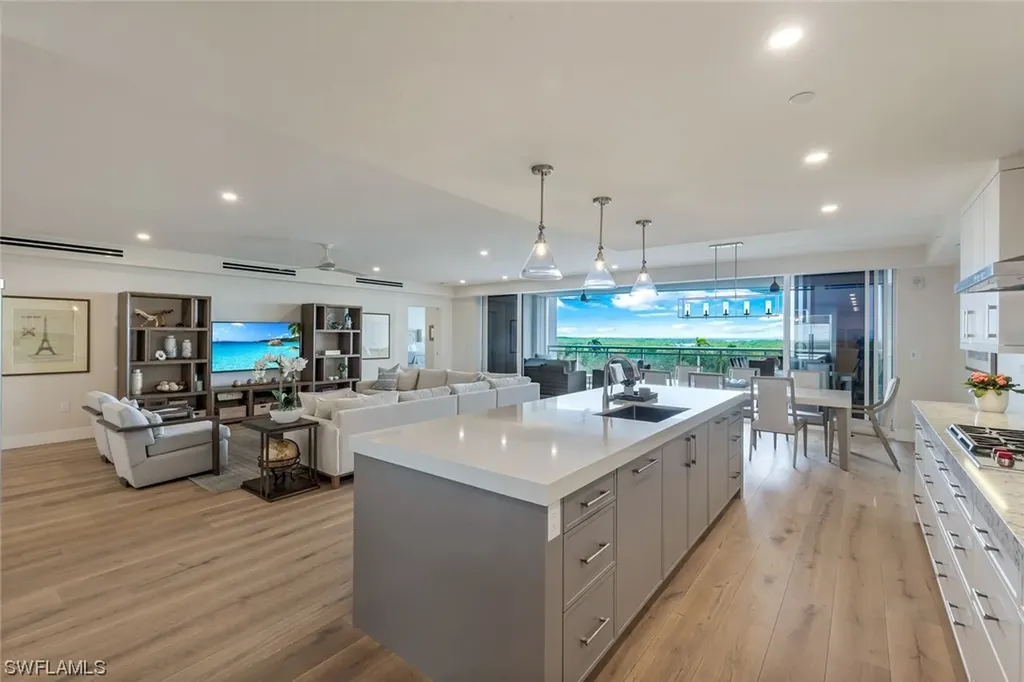 13925 Old Coast Road Naples FL 34110