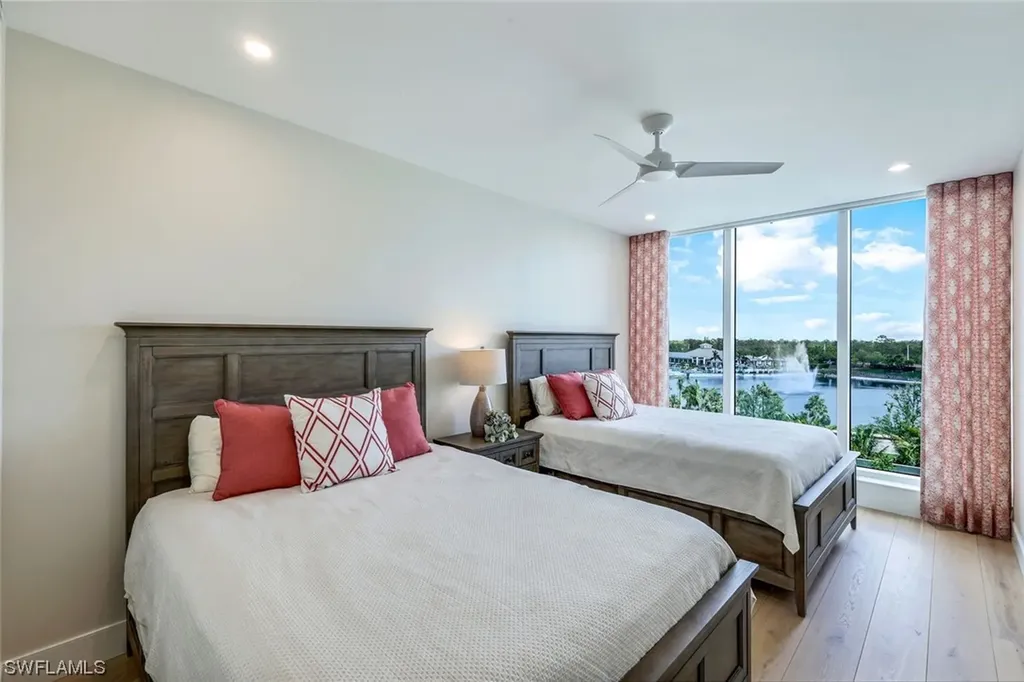 13925 Old Coast Road Naples FL 34110