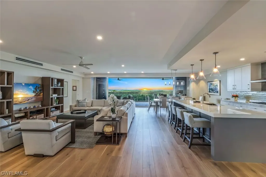 13925 Old Coast Road Naples FL 34110