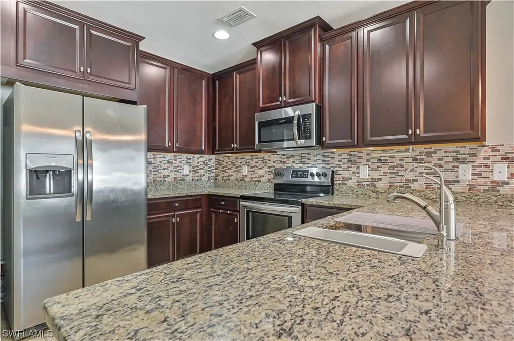 3782 Tilbor Circle Fort Myers FL 33916