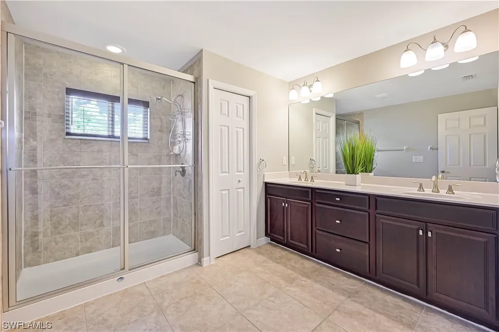 3782 Tilbor Circle Fort Myers FL 33916
