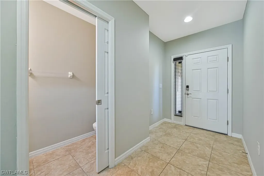 3782 Tilbor Circle Fort Myers FL 33916
