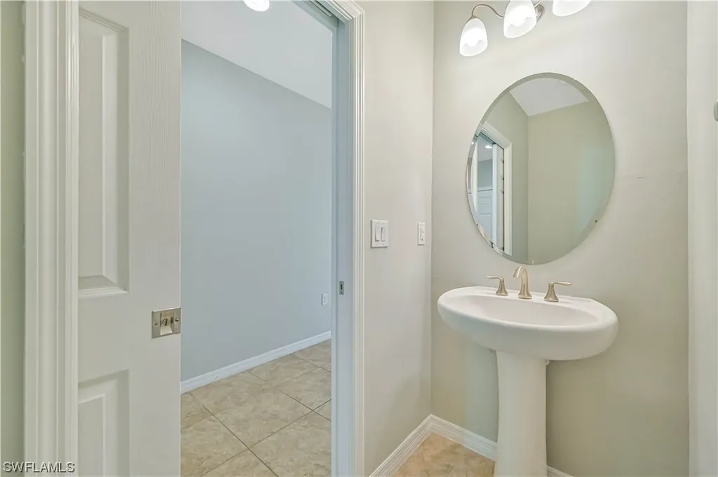 3782 Tilbor Circle Fort Myers FL 33916