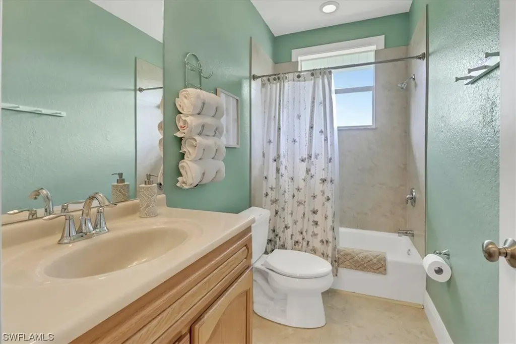 5720 Autumn Oaks Lane Naples FL 34119