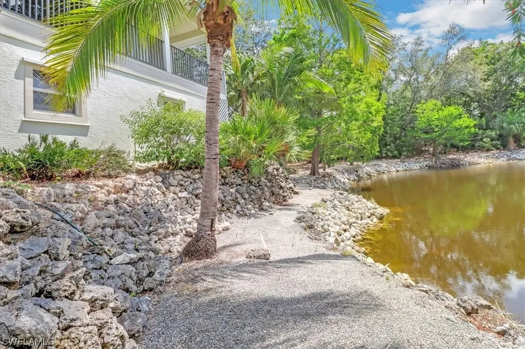 5720 Autumn Oaks Lane Naples FL 34119