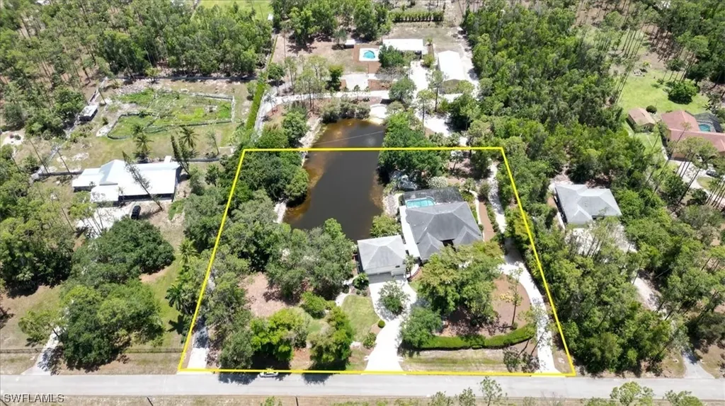 5720 Autumn Oaks Lane Naples FL 34119