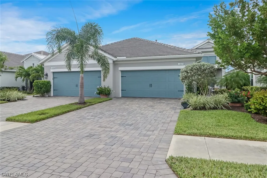 2178 Marquesa Circle Naples FL 34112
