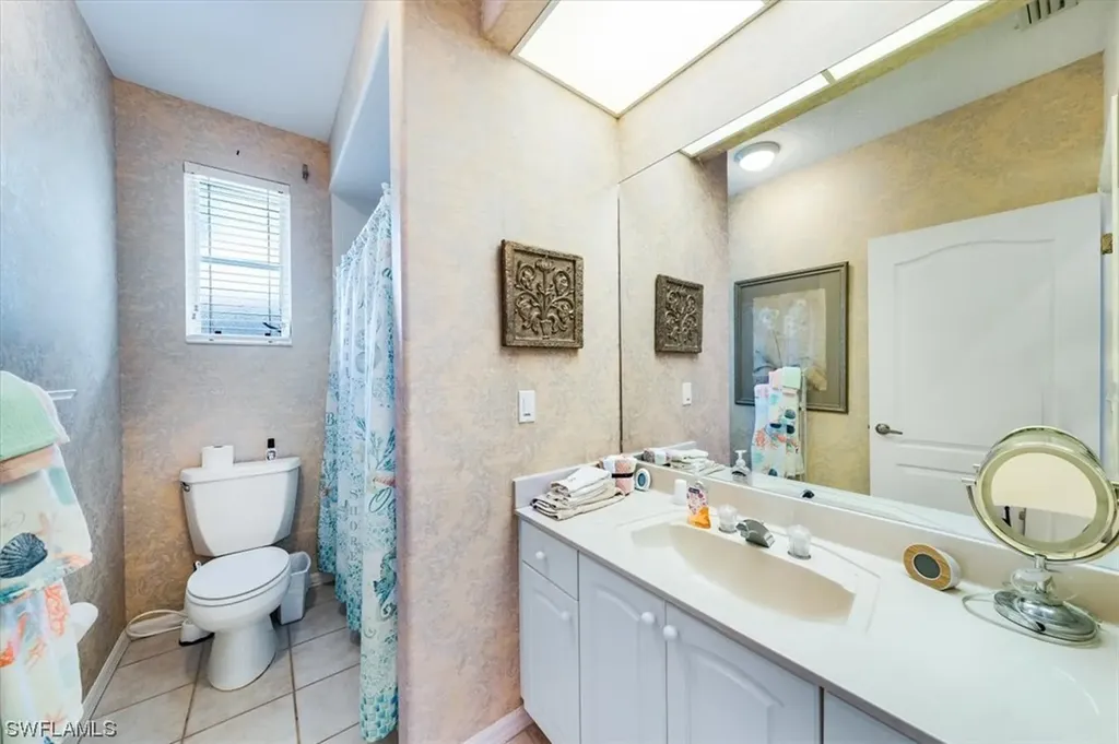 11305 Longshore Way E Naples FL 34119