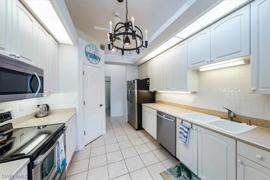 11305 Longshore Way E Naples FL 34119