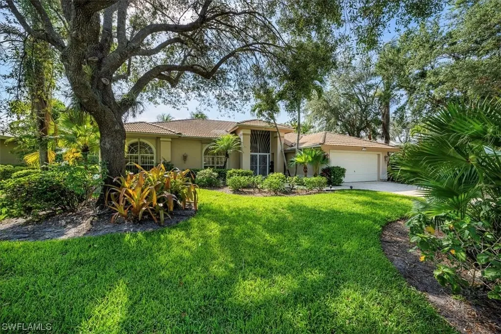 11305 Longshore Way E Naples FL 34119
