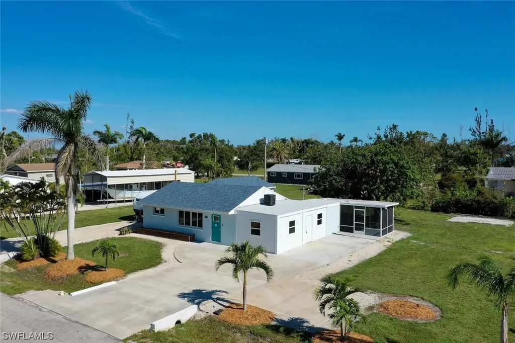 5855 Cubles Drive Bokeelia FL 33922