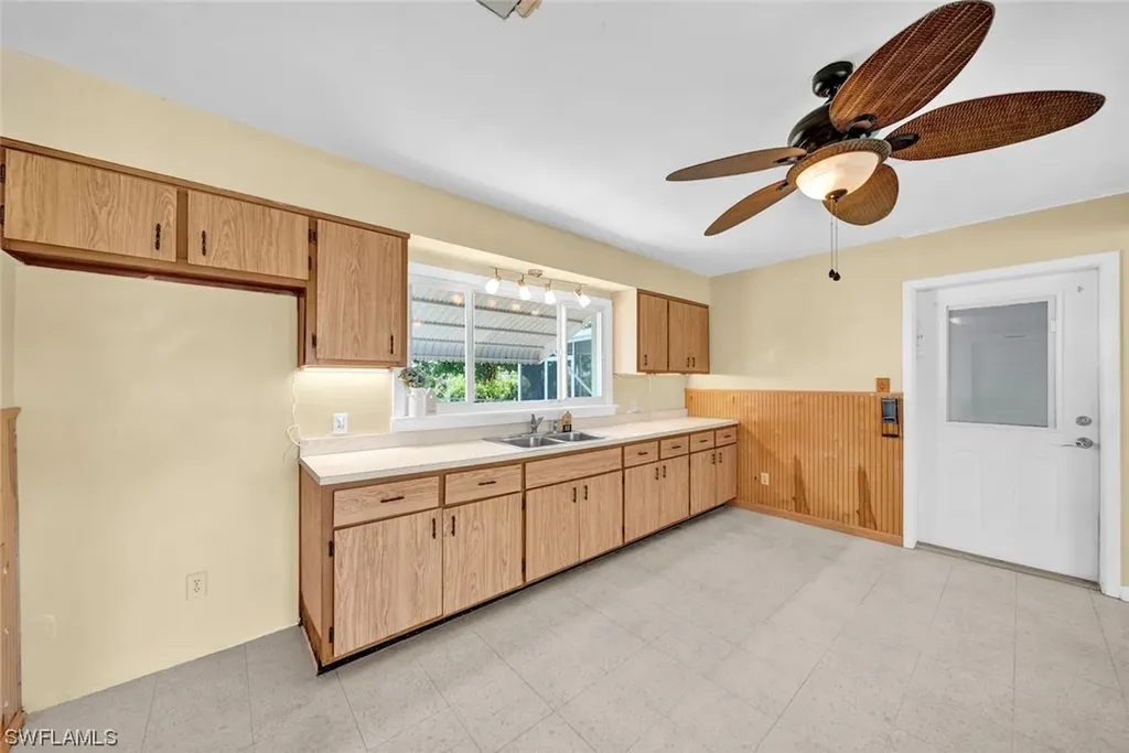 5855 Cubles Drive Bokeelia FL 33922