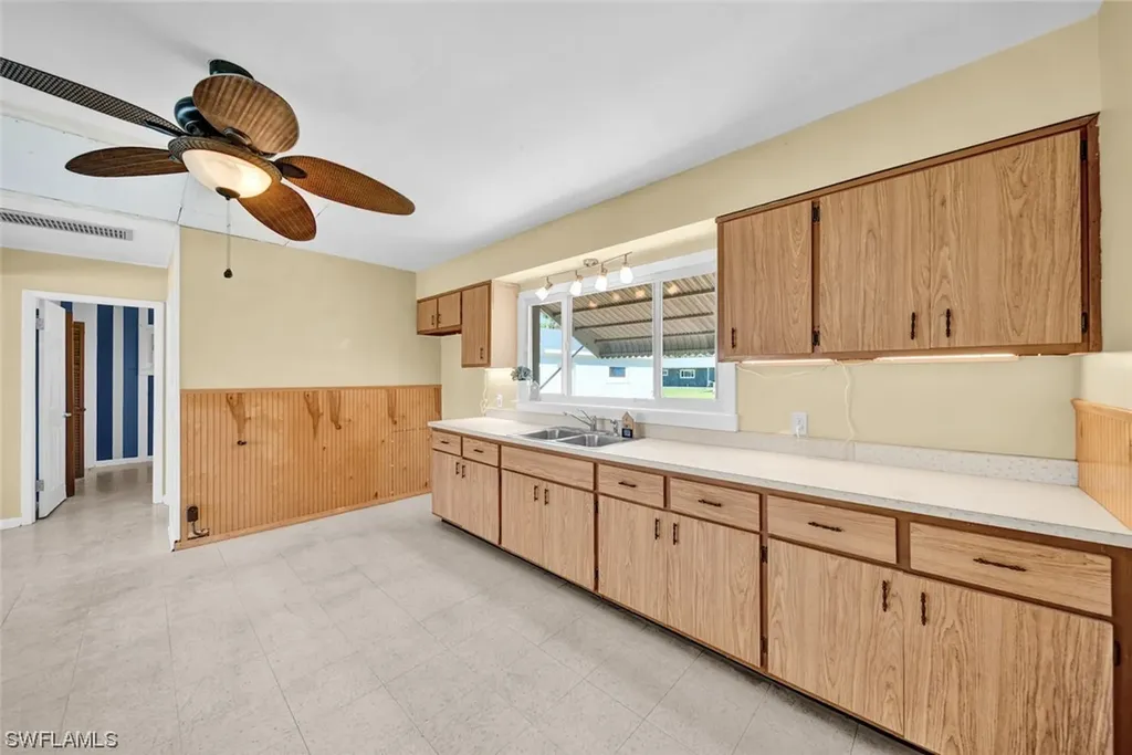 5855 Cubles Drive Bokeelia FL 33922