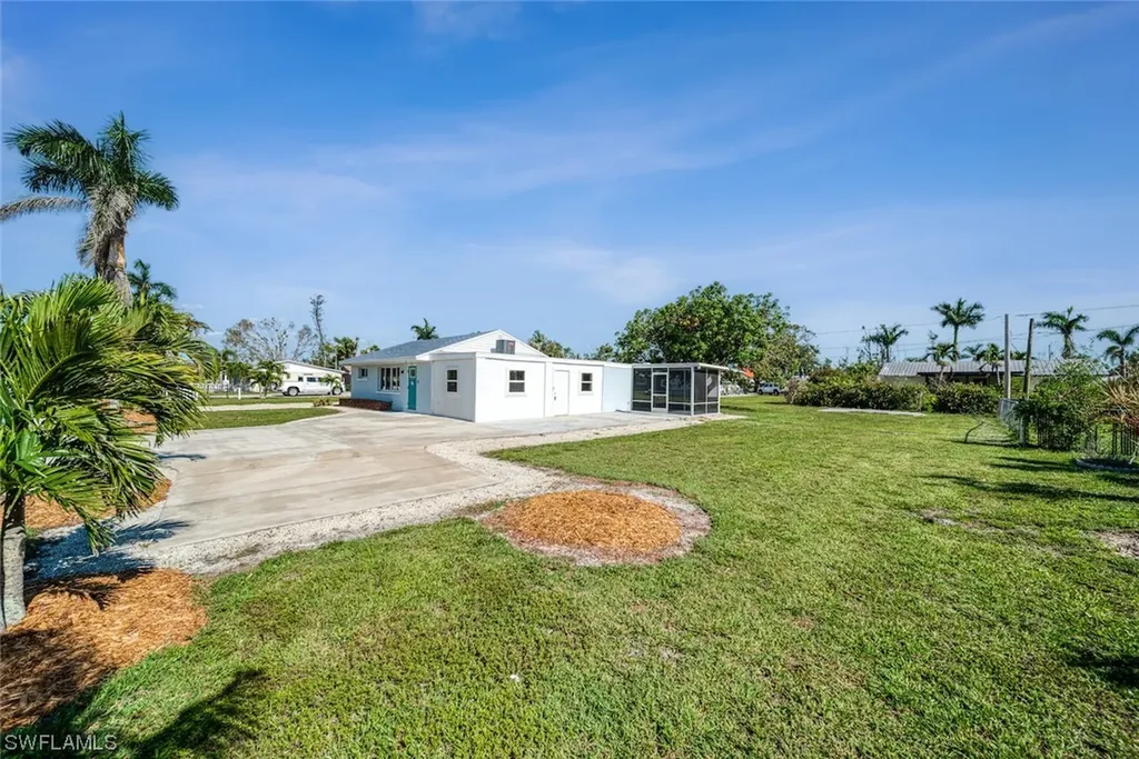 5855 Cubles Drive Bokeelia FL 33922