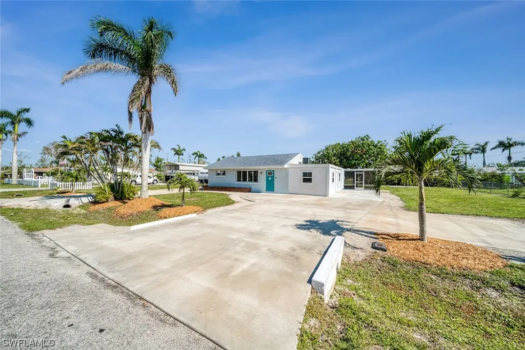 5855 Cubles Drive Bokeelia FL 33922