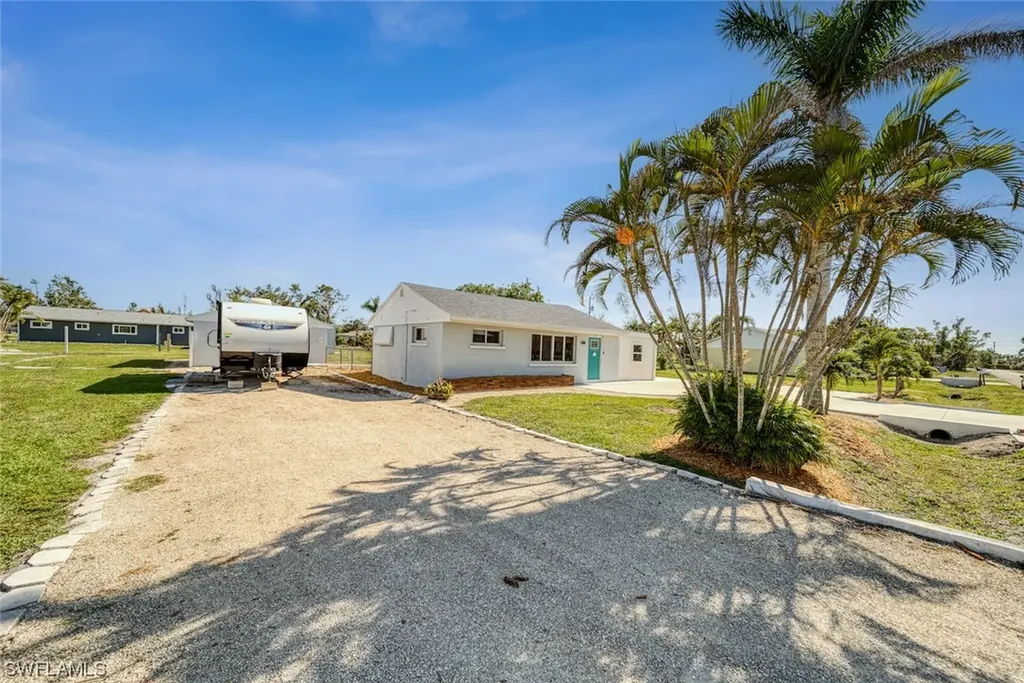 5855 Cubles Drive Bokeelia FL 33922