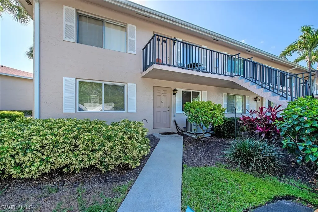 Naples FL, 164 Palm Drive, Unit 7
