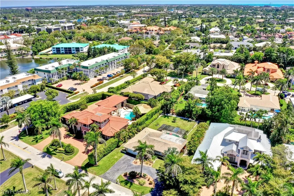770 Portside Drive Naples FL 34103