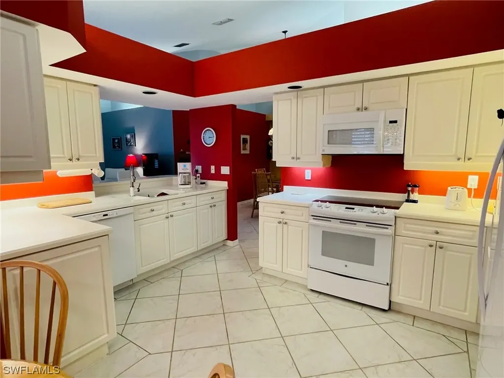 224 Napa Ridge Road E Naples FL 34119