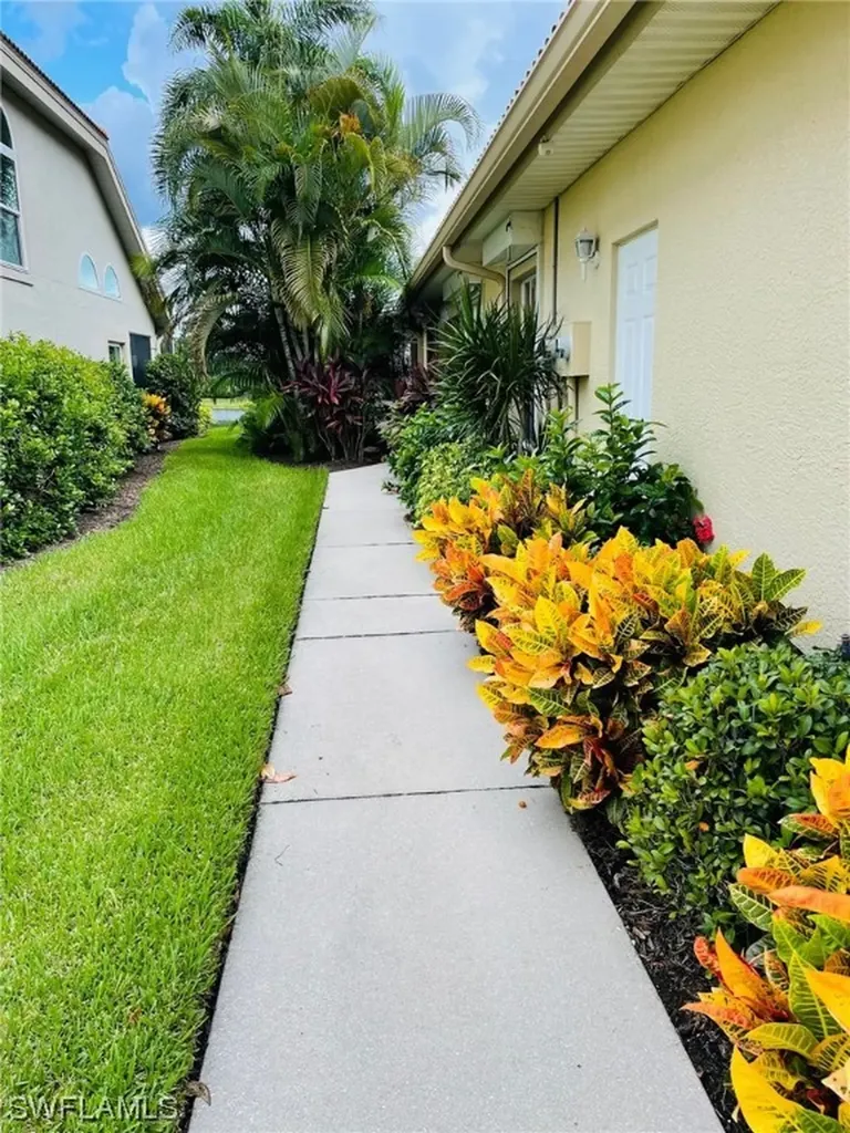 224 Napa Ridge Road E Naples FL 34119