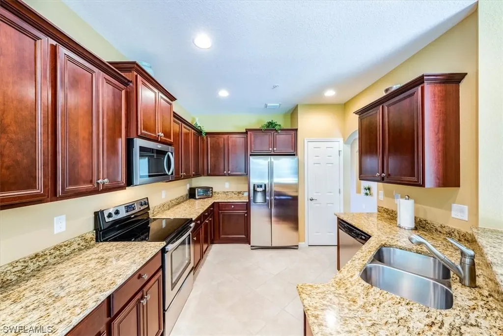 9524 Ironstone Terrace Naples FL 34120