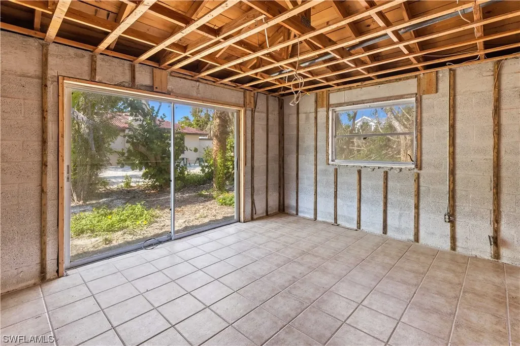 586 Boulder Drive Sanibel FL 33957