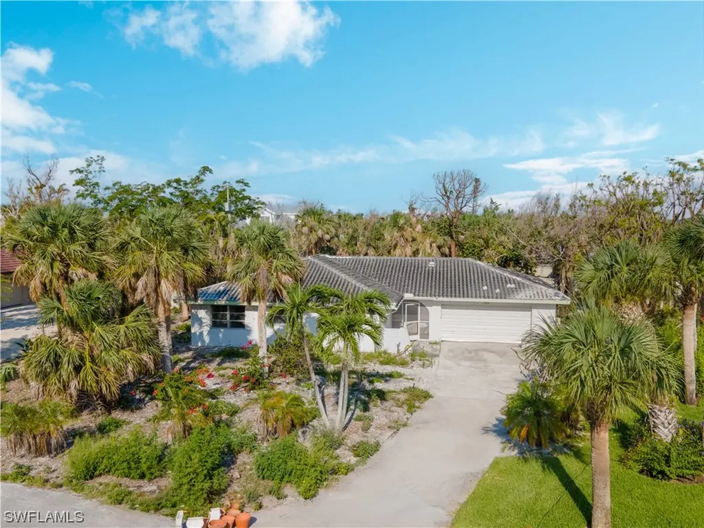 586 Boulder Drive Sanibel FL 33957