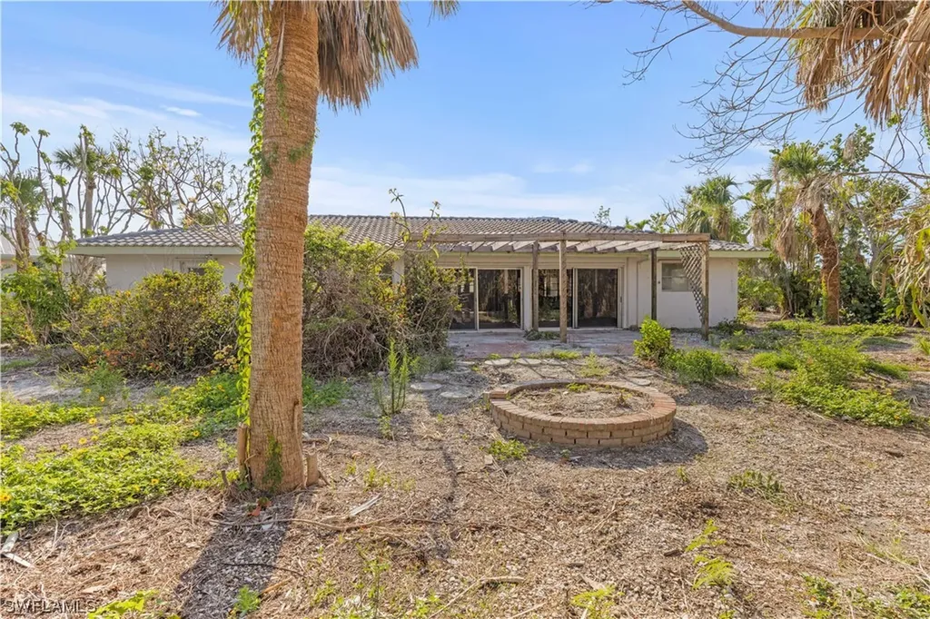 586 Boulder Drive Sanibel FL 33957