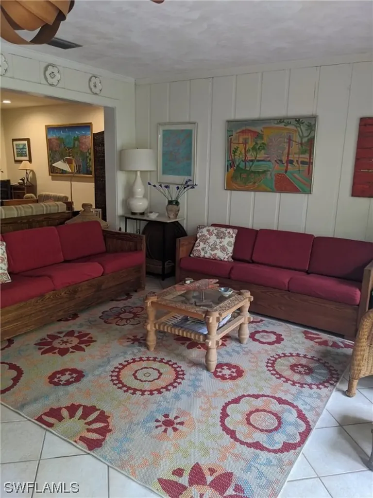 586 Boulder Drive Sanibel FL 33957