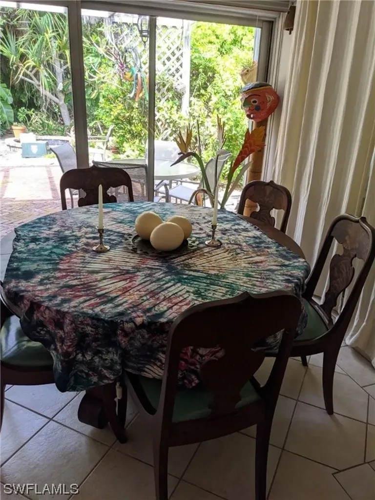586 Boulder Drive Sanibel FL 33957