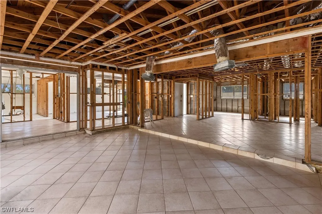 586 Boulder Drive Sanibel FL 33957