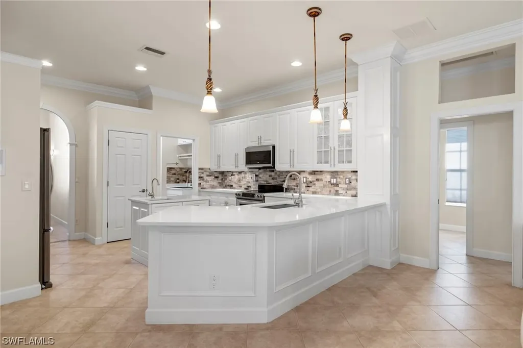 15859 Delasol Lane Naples FL 34110