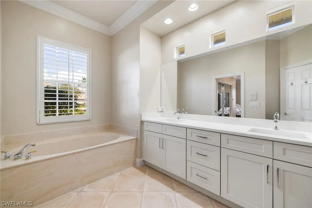 15859 Delasol Lane Naples FL 34110