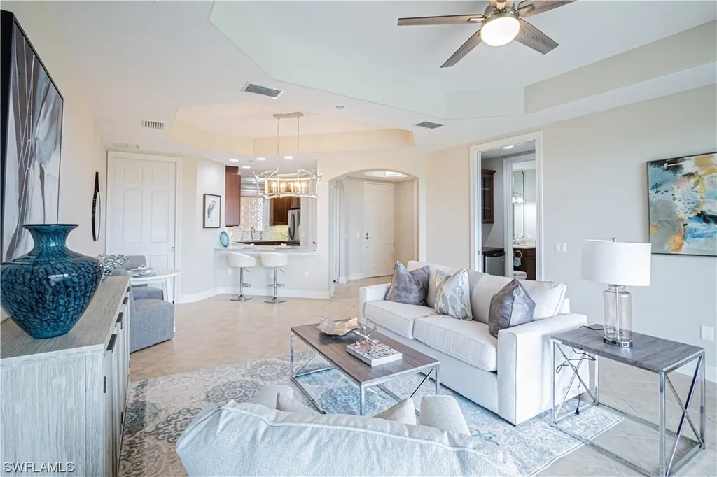 580 El Camino Real Naples FL 34119