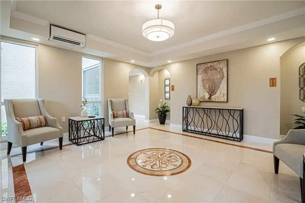 580 El Camino Real Naples FL 34119