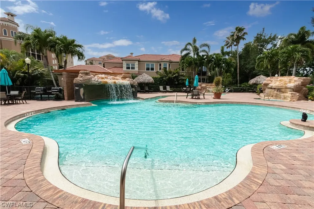 580 El Camino Real Naples FL 34119