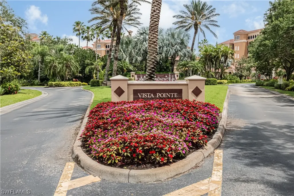 580 El Camino Real Naples FL 34119