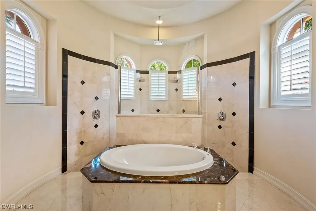 3828 Mahogany Bend Drive Naples FL 34114