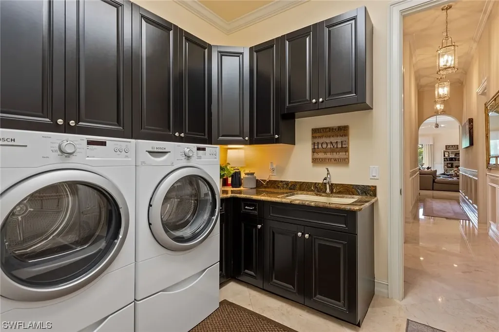 3828 Mahogany Bend Drive Naples FL 34114