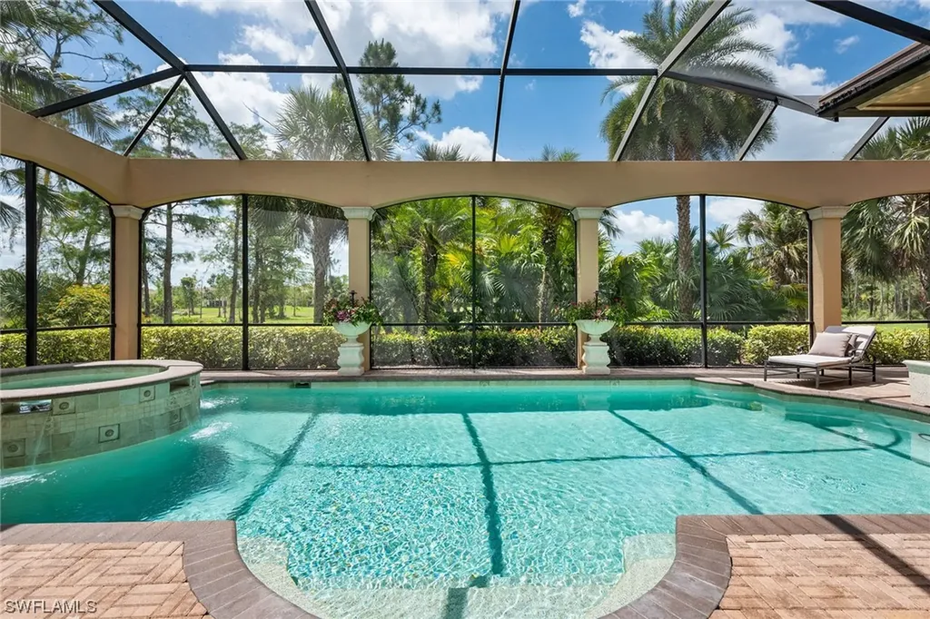 3828 Mahogany Bend Drive Naples FL 34114