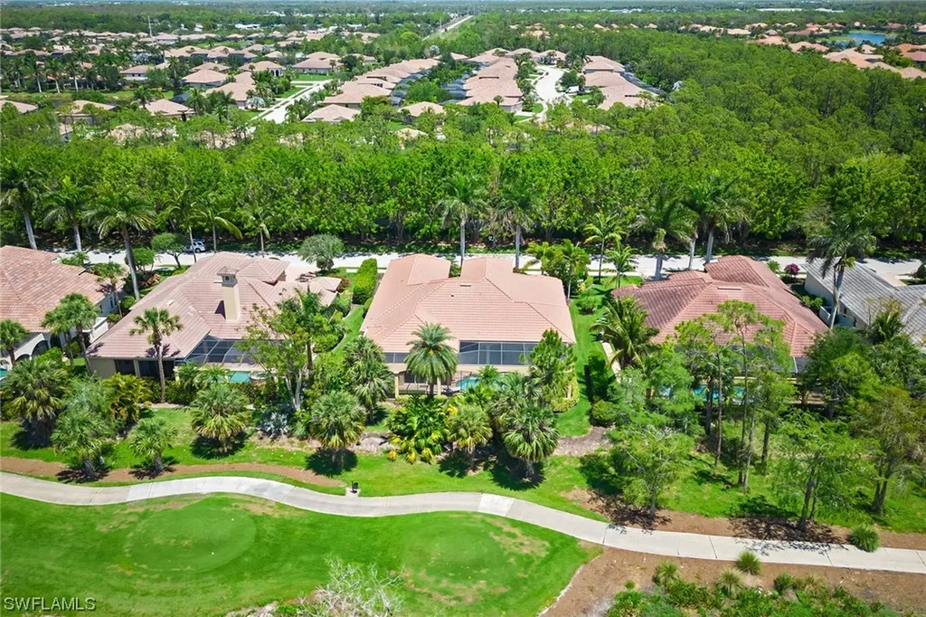 3828 Mahogany Bend Drive Naples FL 34114